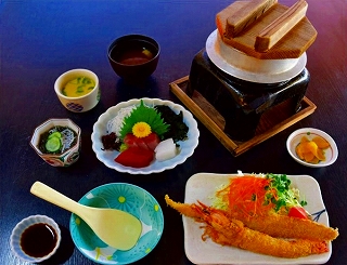 釜めし定食